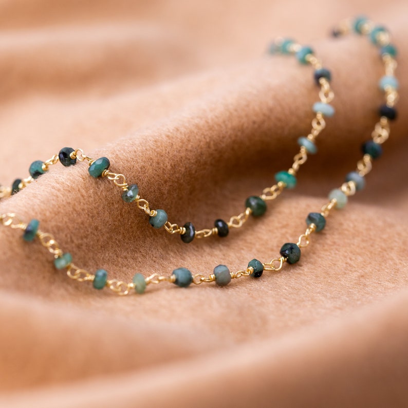 Green Raw Emerald Beaded Gemstone Choker Necklace Gold, Handmade Beaded Necklace, Delicate Dainty Layering Necklace, Boho Gemstone Jewelry