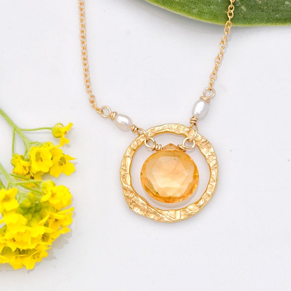 November Birthstone Necklace, Citrine Necklace, 22k Gold Vermeil Necklace, Hammered Circle Necklace, 14k Gold Filled Chain, Yellow Topaz