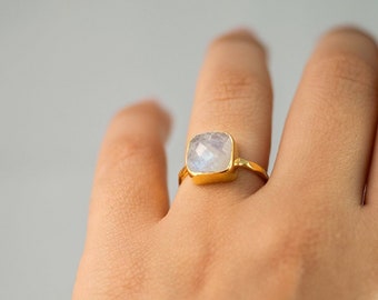 Rainbow Moonstone Ring Gold, June Birthstone Ring, Gemstone Ring, Stacking Ring, Silver Ring, Cushion Cut Ring, Unique Gift for Her, RG-SQ