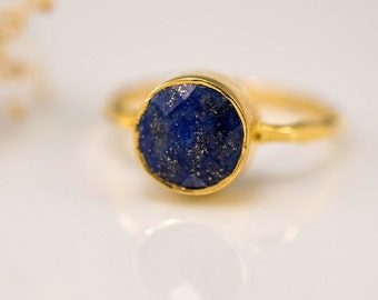 Navy Blue Lapis Ring Gold, September Birthstone Ring, Lapis Lazuli Gemstone Ring, Stacking Ring, Gold Vermeil Ring, Cocktail Ring
