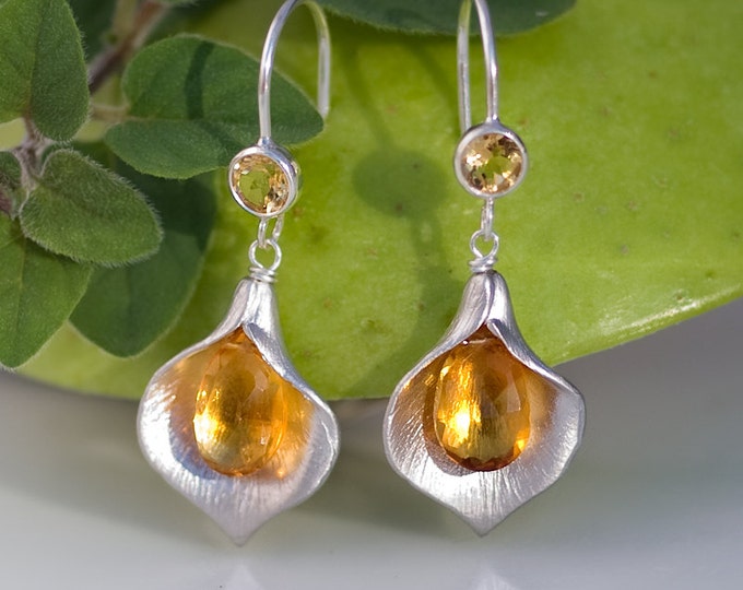 Citrine Calla Lily Earrings, November Birthstone Earrings, Calla Lily Jewelry, Nature-Inspired Jewelry, Floral Earrings, Gift for Mom