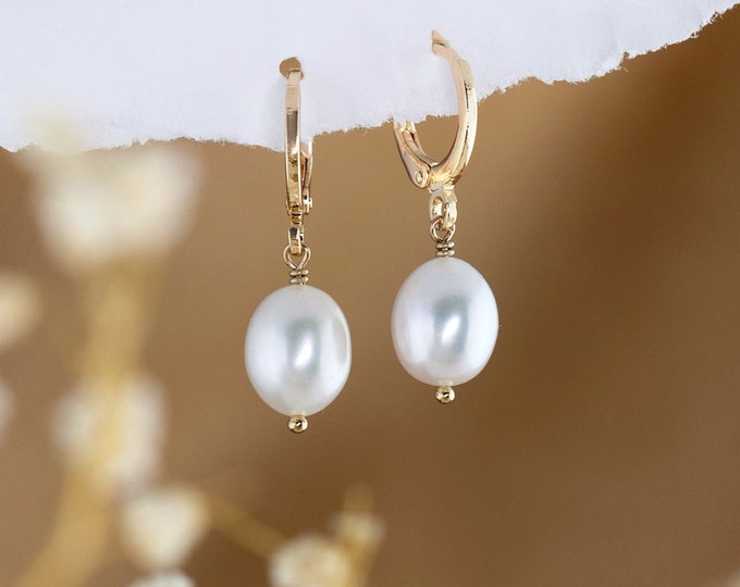 White Freshwater Pearl Huggie Hoop Earrings, Pearl Jewelry, Pearl Earrings, Dainty Hoop Dangling Earrings, Bridal Bridesmaid Pearl Earrings