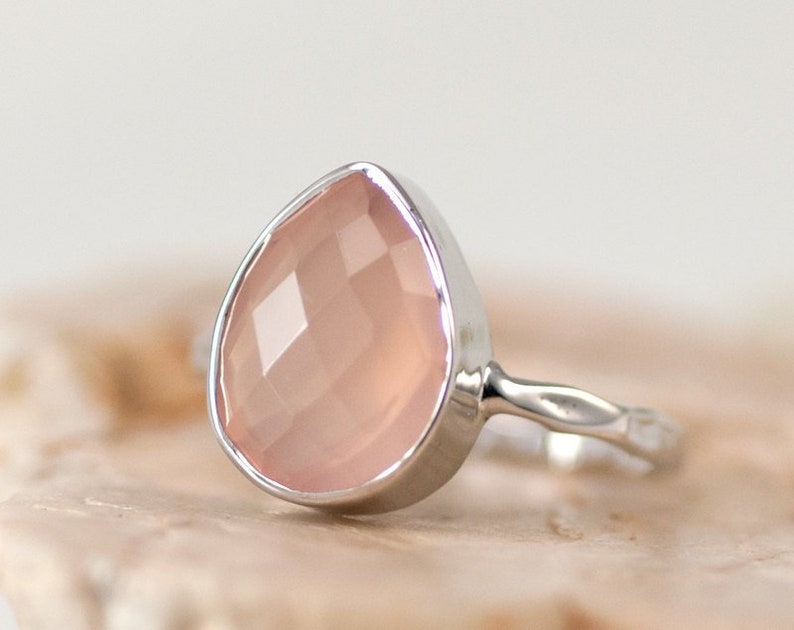 Pink Chalcedony Ring Gold, October Birthstone Ring, Rose Quartz Stone Ring, Gemstone Ring, Stackable Ring, Round Stone Ring image 8