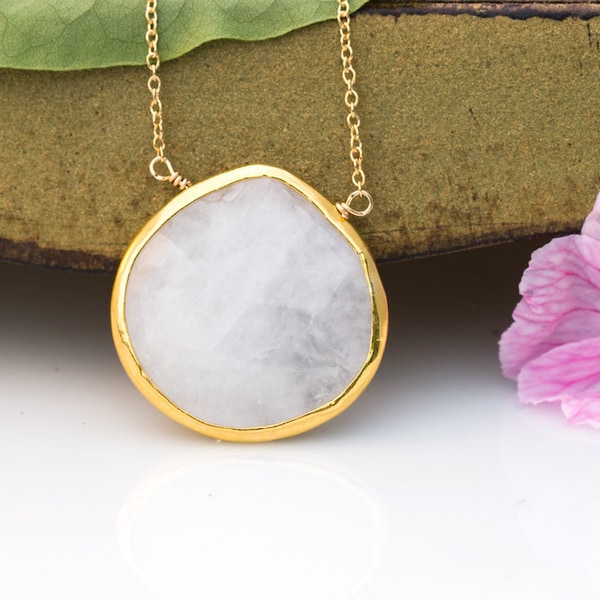 White Agate Necklace, Layering Necklace, Bridesmaid Necklace, White Stone Pendent Wedding Jewelry, Gift for Her, Simple Agate Pendant