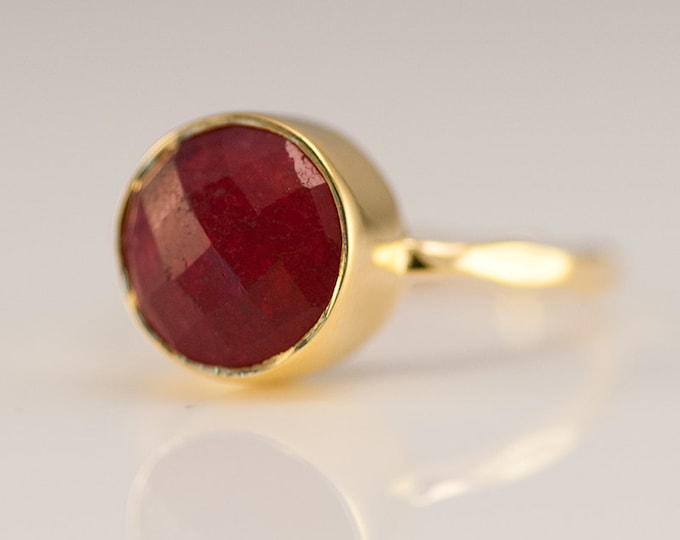 Round Gold Ruby Ring - July Birthstone Ring - Solitaire Ring - Stackable Stone Ring - Stacking Ring - Gold Ring- Round Ring