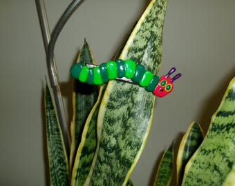 Hungrige Raupe Haarspange | Handmade Polymer Clay Haarspange | Alligator-Haarspange Stil | Nostalgie