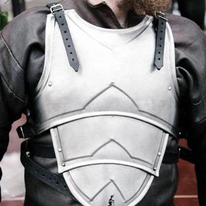 Medieval Steel Chestplate – Handmade Knight Armor Breastplate for LARP, SCA And Renaissance Faire Cosplay