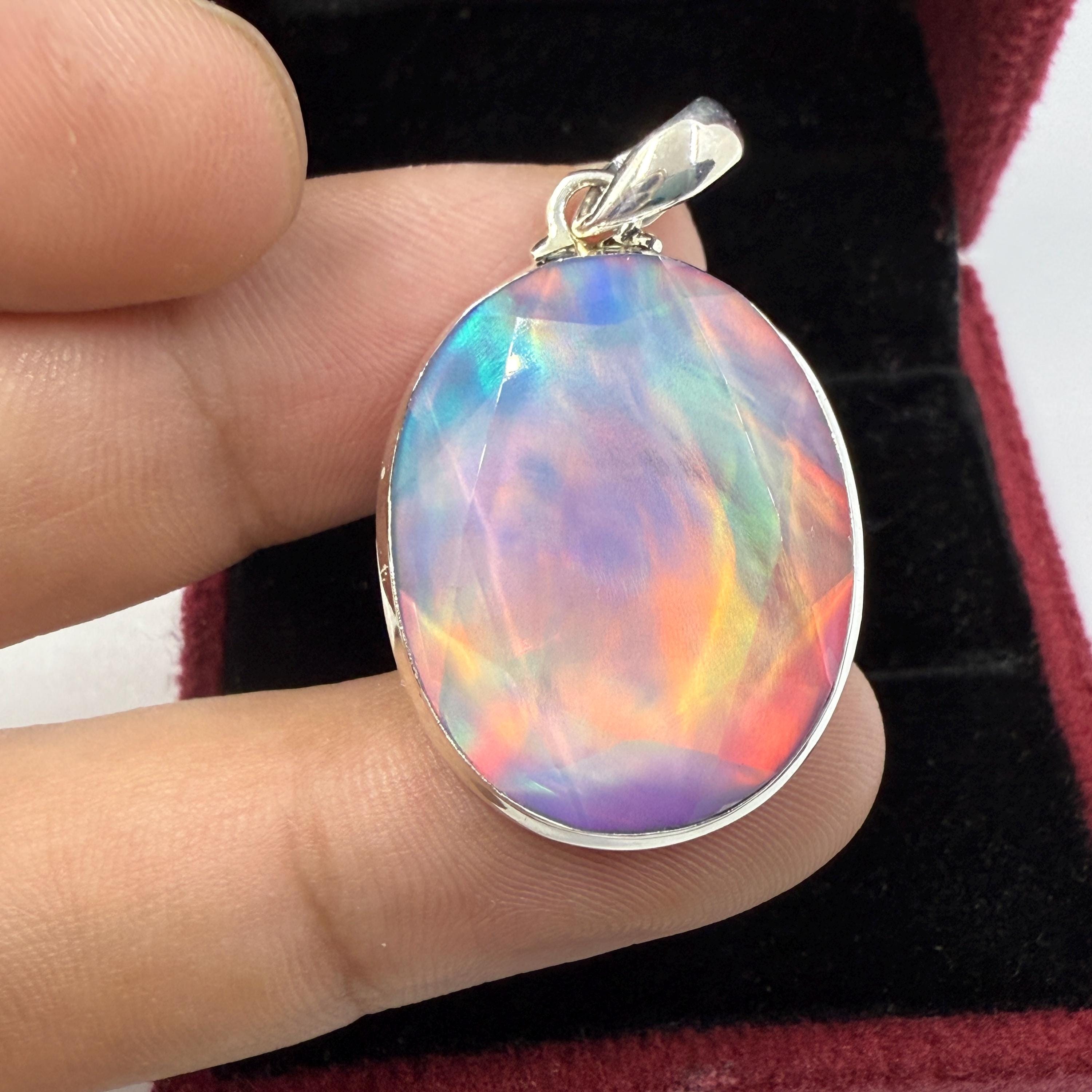 Opal cameo - Etsy 日本