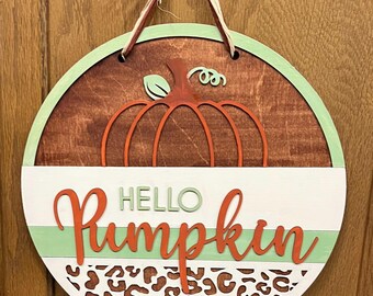 DIY Hello Pumpkin Door Hanger