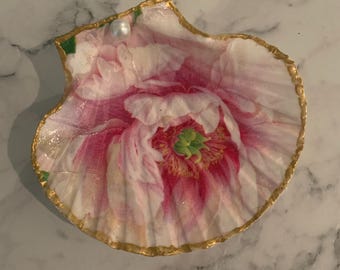 Trinket dish, Ring dish, Floral Decoupaged Scallop Shell