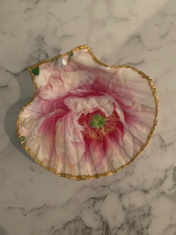Trinket dish, Ring dish, Floral Decoupaged Scallop Shell