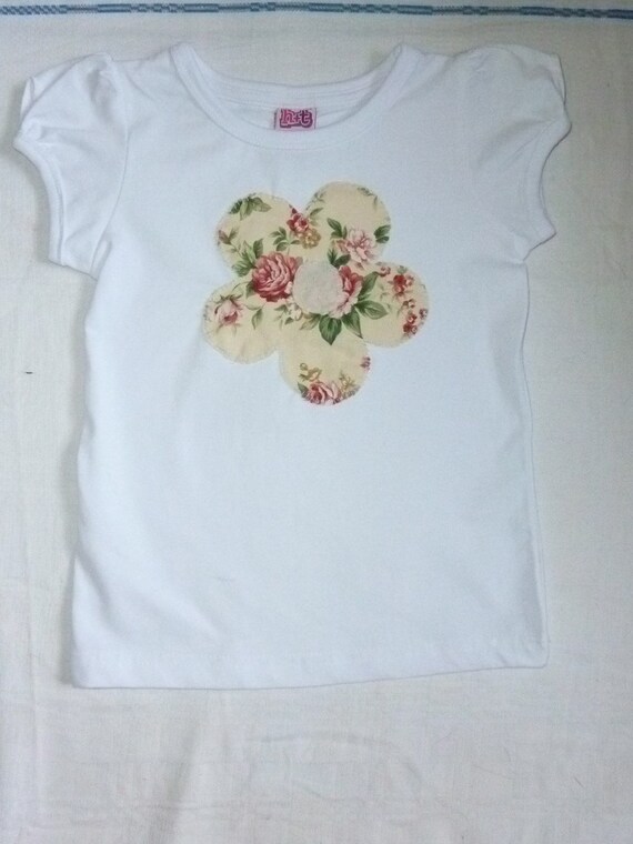 Items similar to Vintage applique Tshirt girls size 2. on Etsy