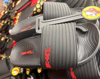 Buc-ee’s Logo Badelatschen | Schwarze Komfort | Buc-ees Fan-Schuhe | Lässige Slip-On Slides