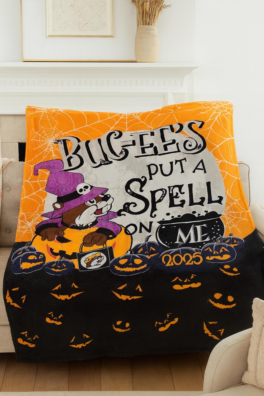 Buc-ee’s Halloween Limited Edition Blanket – 50x70 Inch Throw, “Put A Spell On Me”