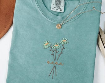 Floral Mama Embroidered Shirt, New Mom Tee, Aesthetic Mom Tee,  Mama Embroidery, Mother’s Day Gift, Custom Mama Shirt