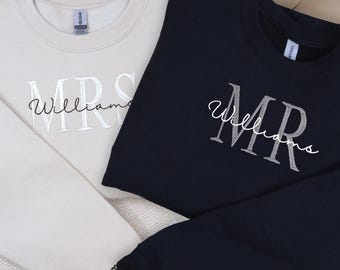 Custom Embroidered Mr. & Mrs. Sweatshirt – Wedding Date on Sleeve, Hubby Wifey Couple Hoodie, Bridal Shower Gift, Bride to Be Set
