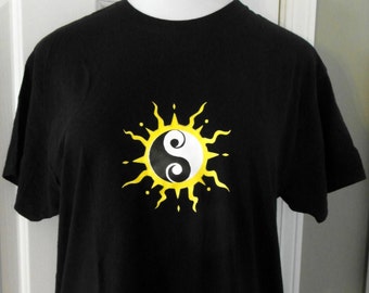 50% OFF Yin Yang Sun Burst Tshirt-Large