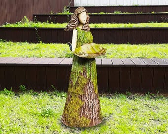 森の物語をモチーフにした屋外装飾、森の少女、木を抱きしめる庭の装飾、妖精の少女、屋外と屋内用のユニークな鳥の餌箱