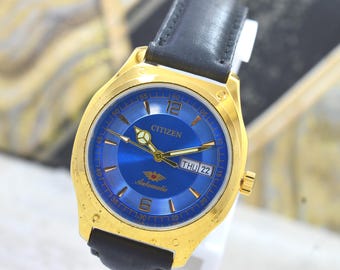 Vintage Citizen 8200A Automatic Men's 21 Jewels Japan Made Day-Date Mechanical Blue Dial Wristwatch