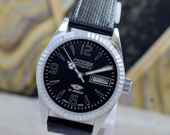Reloj de pulsera Citizen automático vintage con fecha y día, esfera negra, modelo 8200A, fabricado en Japón, 21 joyas, para hombre.