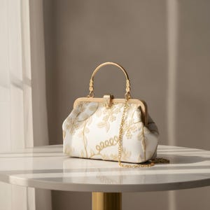 Vintage Chinese Style Embroidered Evening Bag Floral Clutch Handbag for Women Elegant Chain Shoulder Purse Wedding Party Formal Bag image 2