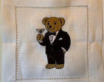 Servilleta de cóctel de lino bordada con diseño de osito de peluche y martini