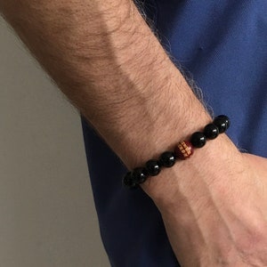Presente de aniversário para homens, Pulseira de contas, Pulseira de ônix mala para cura de chakras, Palavras chinesas, Contas de madeira Om Mantra Guru, Joias de ioga para bem-estar