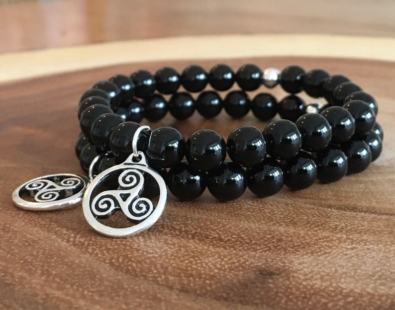 Triskele Pendant Charm Onyx Stones Bracelet, Scottish Celtic Jewelry, Promise Couple Bracelet, Irish Wedding, Boyfriend Gift for Girlfriend image 5