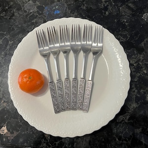 Vintage Wiltshire &quot;Burgundy&quot; Dinner Fork: 1970s Stainless Steel Cutlery