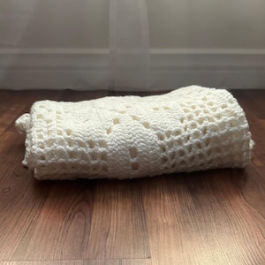 Baby Afghan, Red Heart Acrylic Yarn - White - 40in x 35in