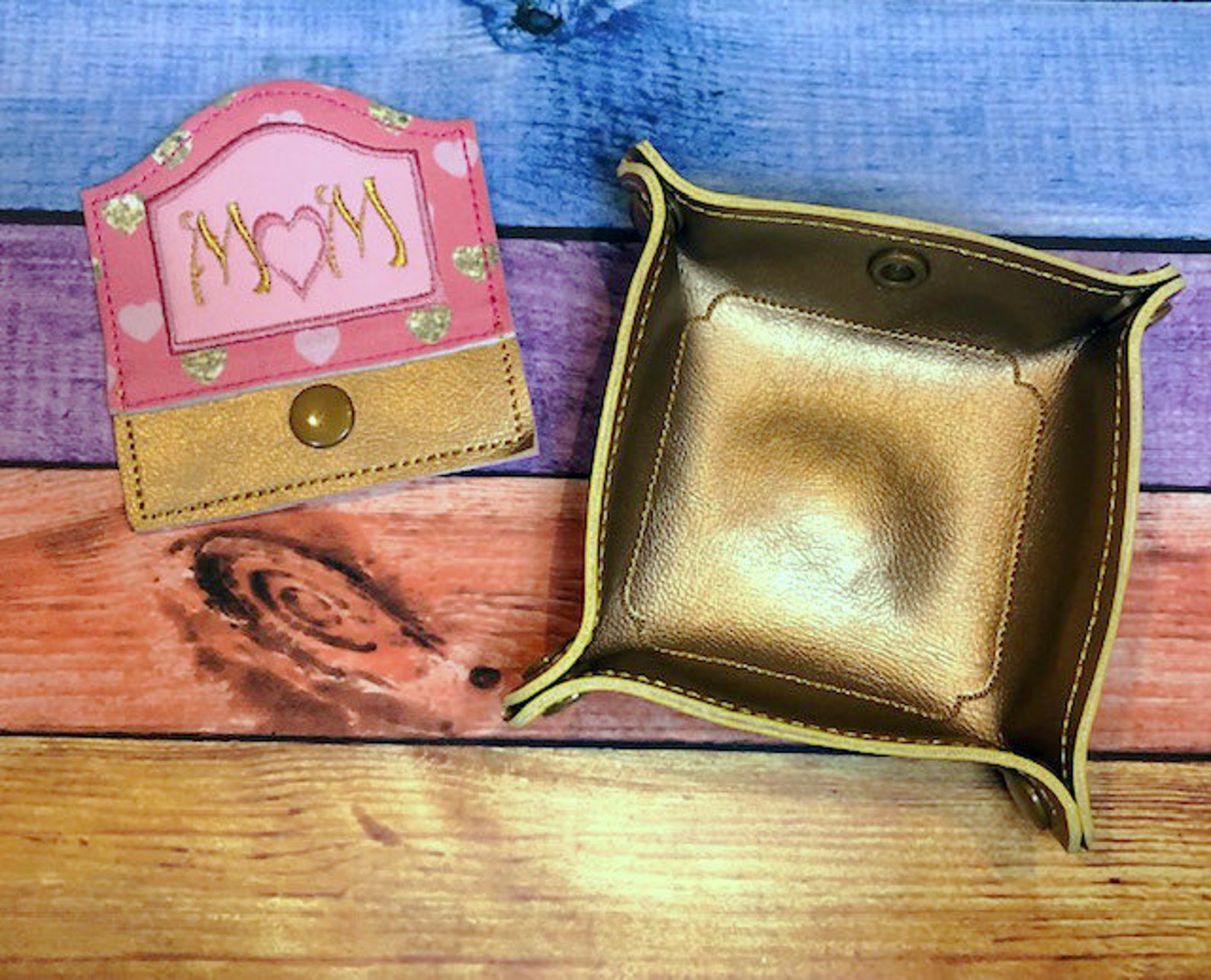 In the Hoop MOM With Heart Snap Tray Embroidery Machine Design | Etsy