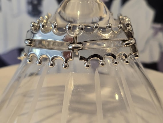 Vintage Signed Monet Bracelet Silvertone 70s Esta… - image 4