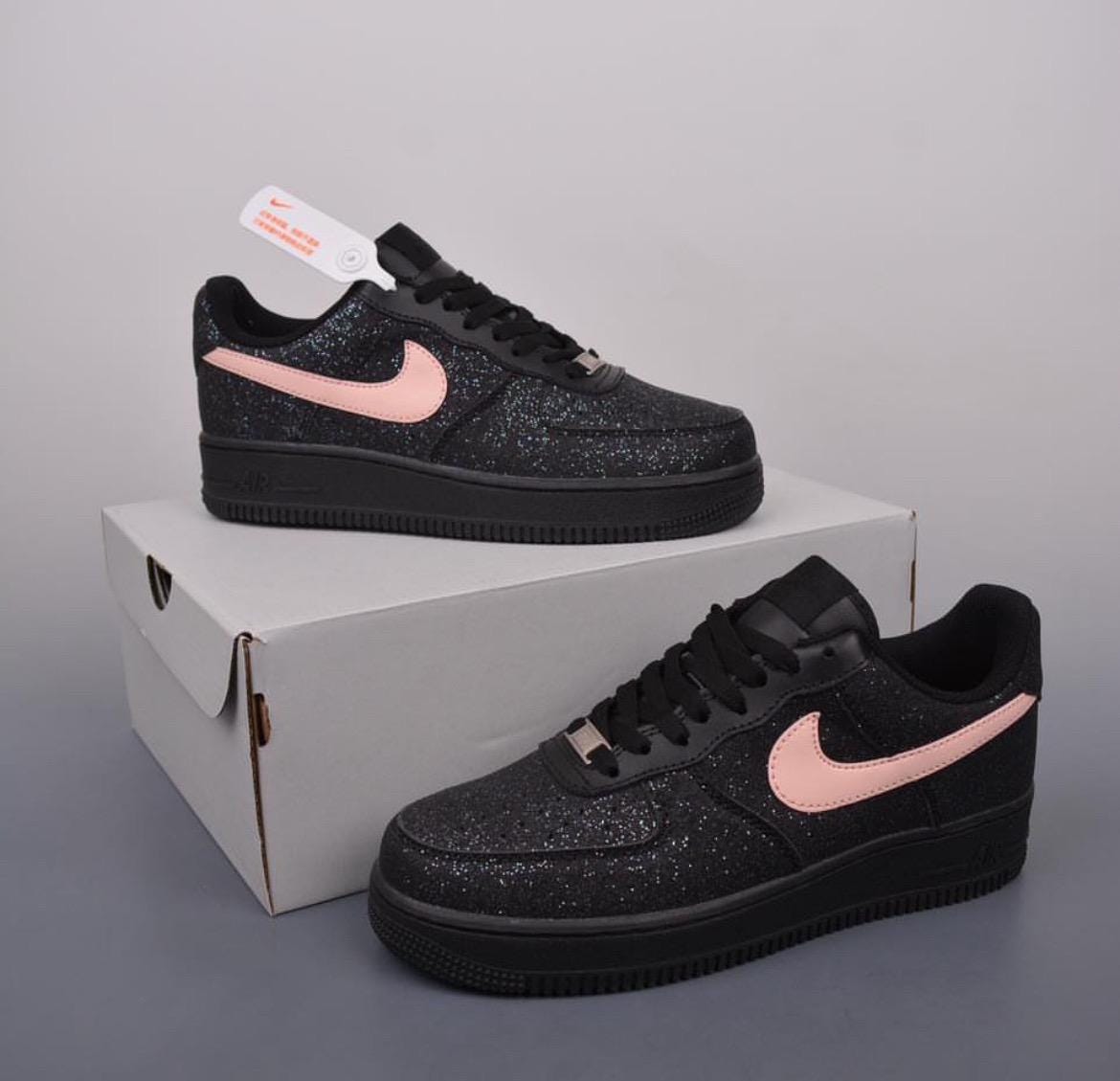 Glitter nikes Nederland