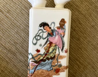 1970s Fine Porcelain Bird-Spout Mini Bottle, Famille Rose Heavenly Fairy, Collectible Chinese Art Pottery