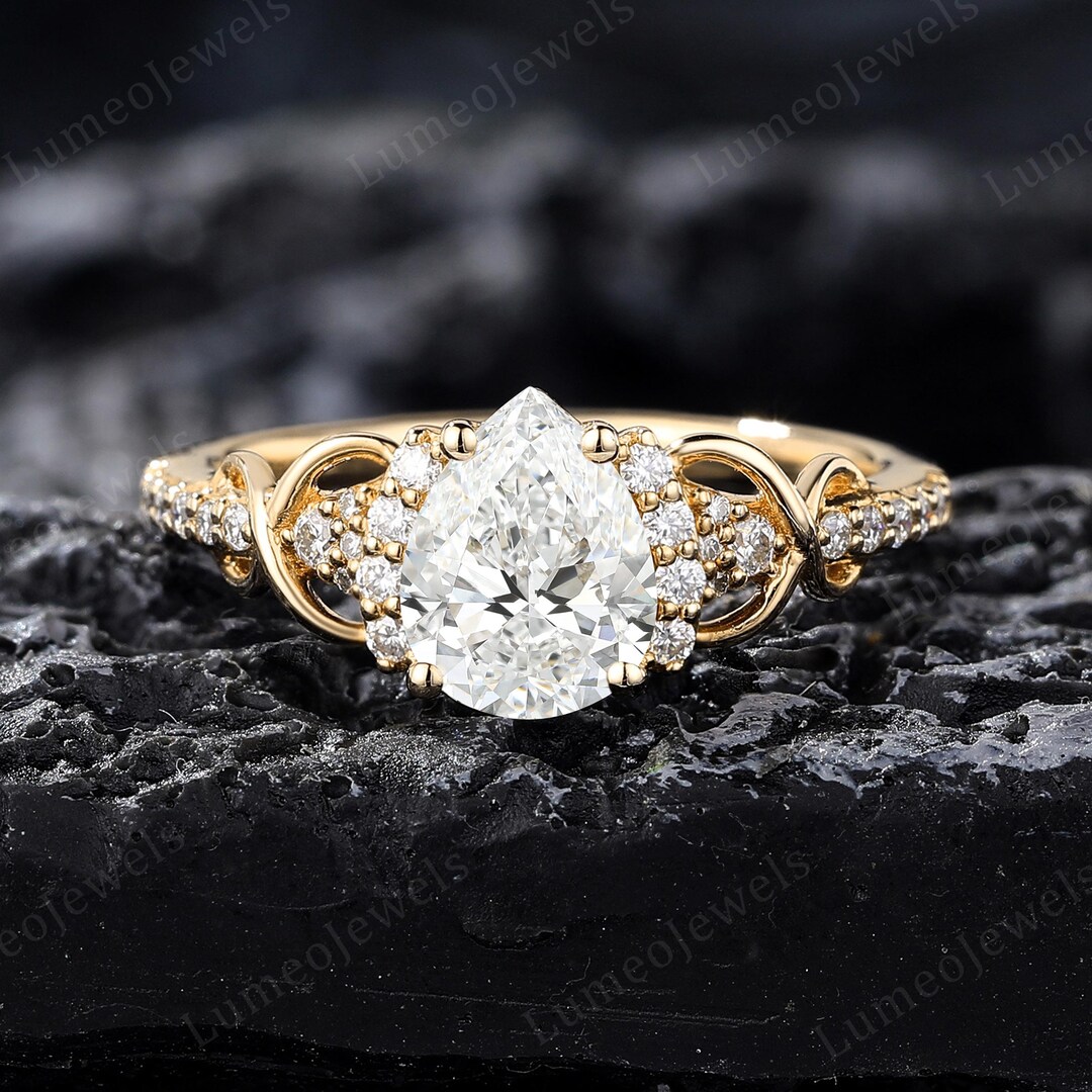 1CT Pear Shaped Lab Grown Diamond Engagement Ring Dainty Yellow Gold ...