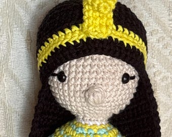 Handmade Cleopatra Crochet Doll | Egyptian Queen Amigurumi | Historical Figure Doll | Unique Handmade Gift