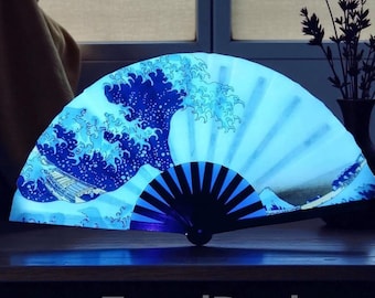 Large Gradient Folding Rave Fan – 33cm Reflective Handheld Fan for Festivals, Dance Performances, Parties, Costumes, and Gift Ideas