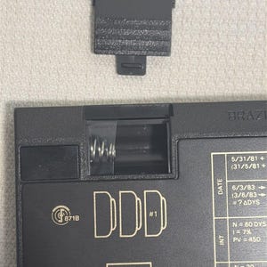 Vintage Hewlett-Packard HP-12C wissenschaftlicher programmierbarer Taschenrechner mit Etui Bild 7