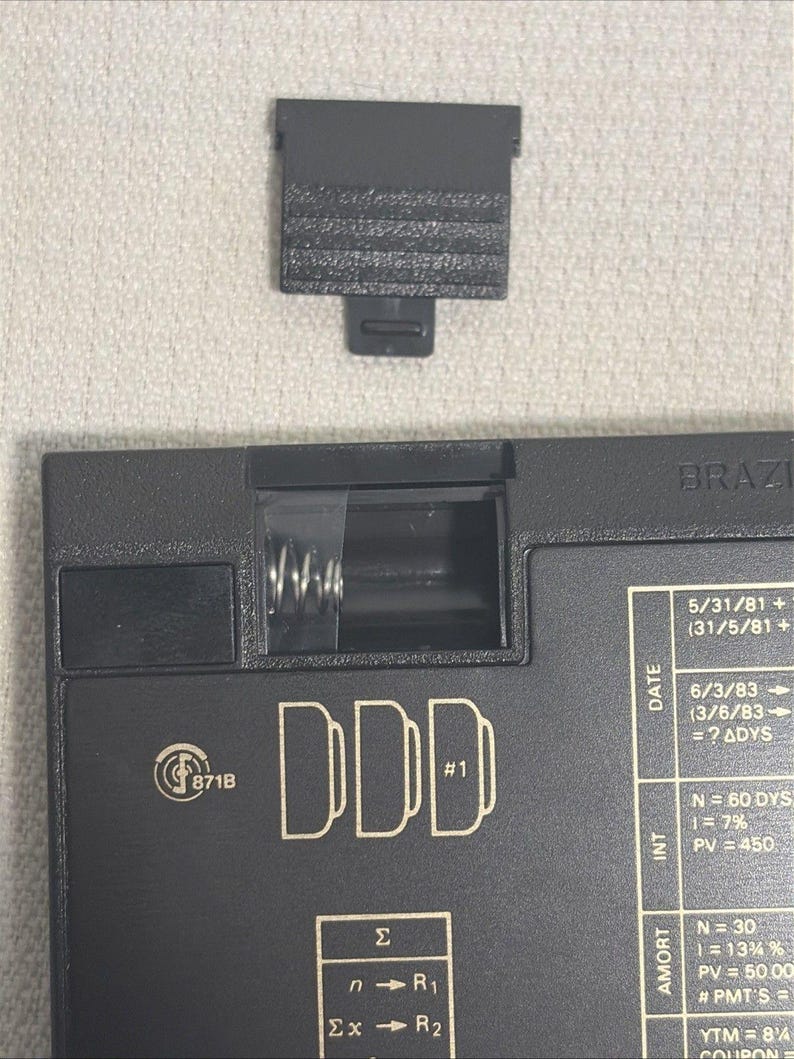 Vintage Hewlett-Packard HP-12C wissenschaftlicher programmierbarer Taschenrechner mit Etui Bild 7