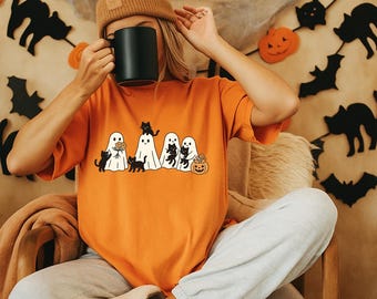 Maglietta gatto fantasma, maglietta di Halloween gatto nero, maglietta mamma gatto spettrale, maglietta dolcetto o scherzetto spettrale, maglietta divertente gattara nera, maglietta gatto di Halloween