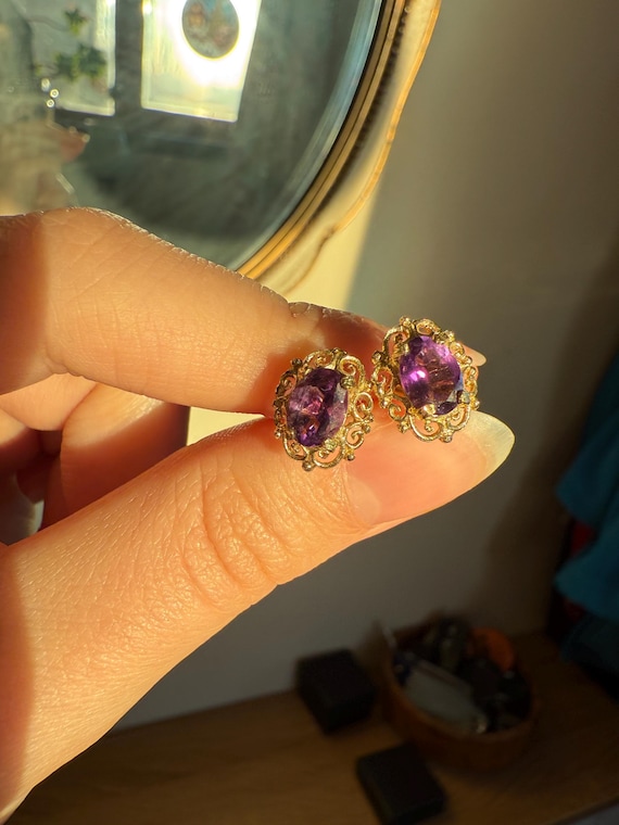 9ct Solid Yellow Gold Amethyst Stud Earrings - image 1
