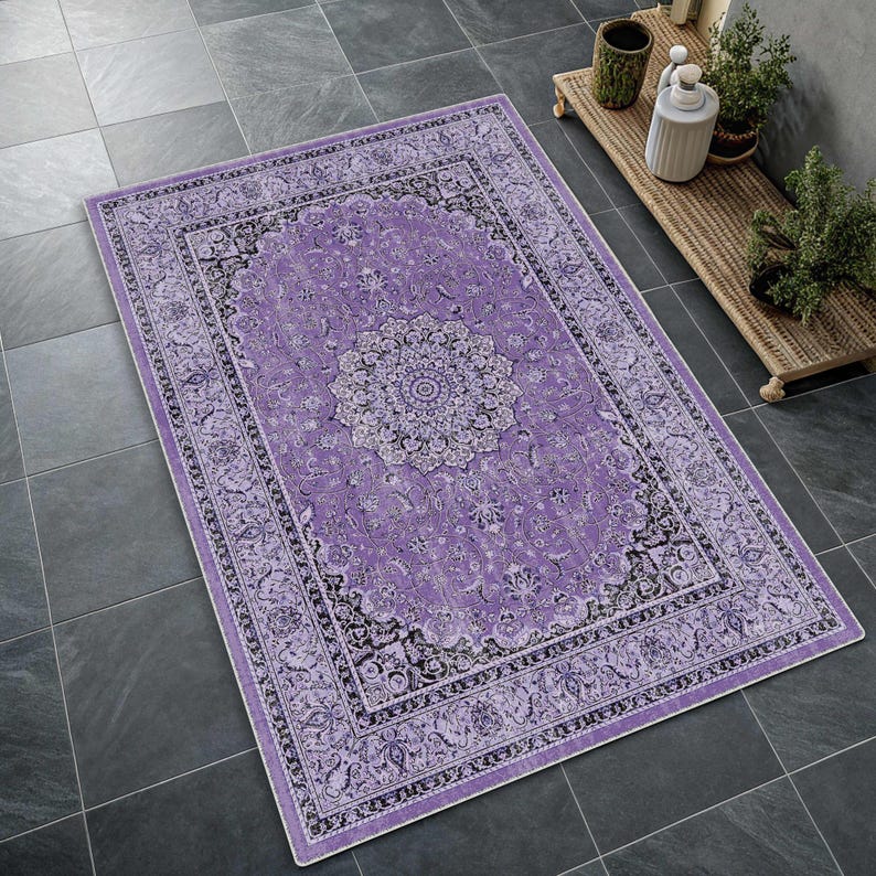 Traditional Pastel Blue Medallion Rug, Distressed Cream Oriental Area Rug, Classic Floral, Soft Tone Purple