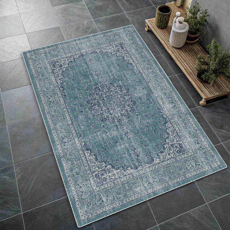 Traditional Pastel Blue Medallion Rug, Distressed Cream Oriental Area Rug, Classic Floral, Soft Tone Turquoise