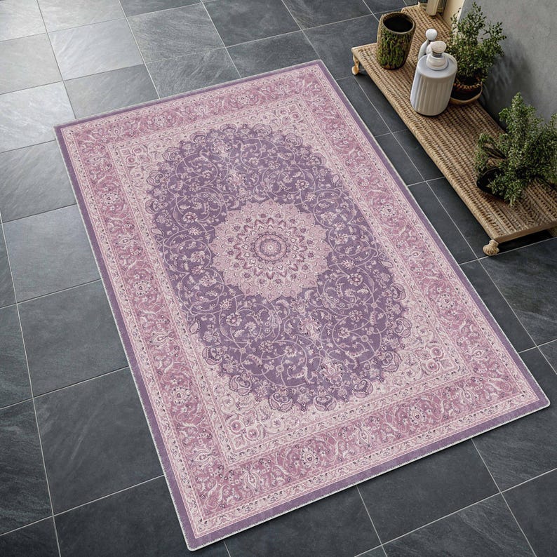Traditional Pastel Blue Medallion Rug, Distressed Cream Oriental Area Rug, Classic Floral, Soft Tone Pink