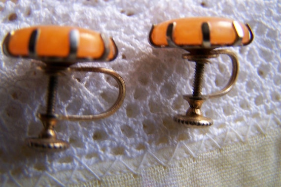 Vintage 60's "MOON STONE GLOW "  Screw Backs Earr… - image 3