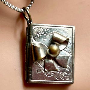 Vintage Book Locket: Silver Tone Bow, Gold Ball Accent - 18&quot; Chain
