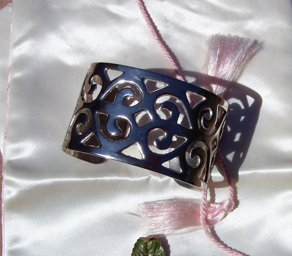 Vintage 80's "SILVER TONE CUFF" / Bracelet   Open… - image 2