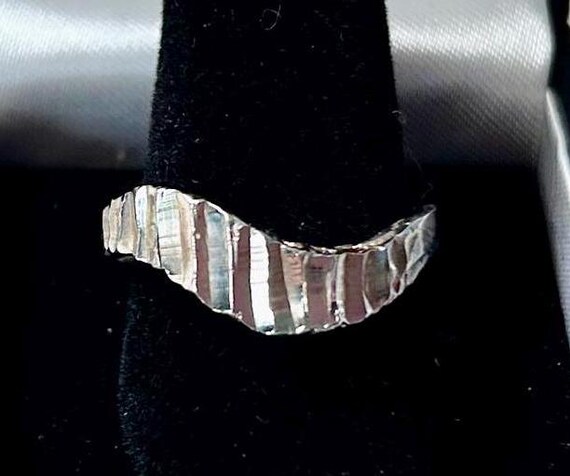 Vintage "SILVER RING" Size 9 Solid 925 Silver Fre… - image 2