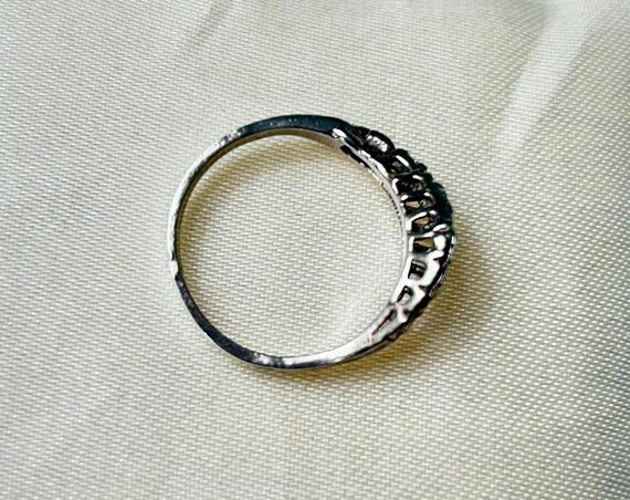 Vintage "SILVER RING" Size 9 Solid 925 Silver Fre… - image 5