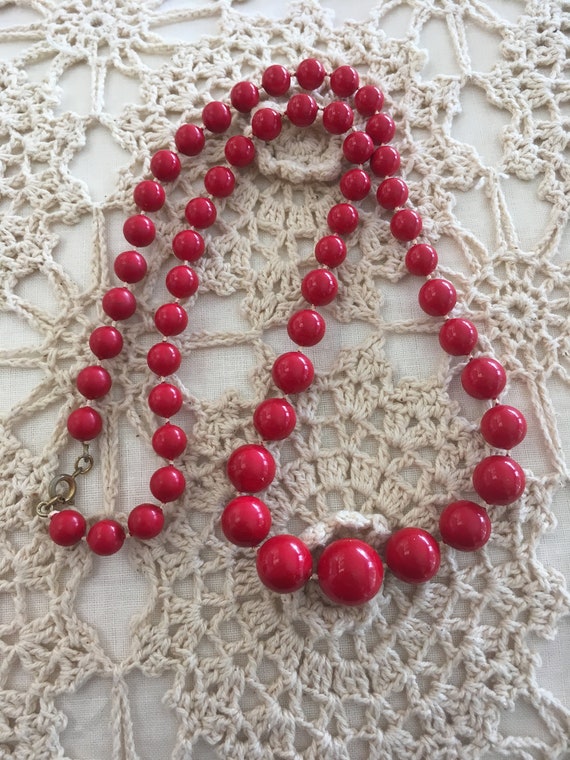 Vintage 70's   "RED & WHITE NECKLACES" Beaded Str… - image 7